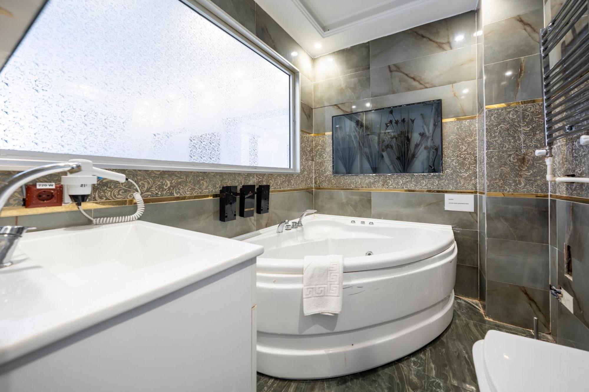 Maltepe Manhattan 3* Ankara