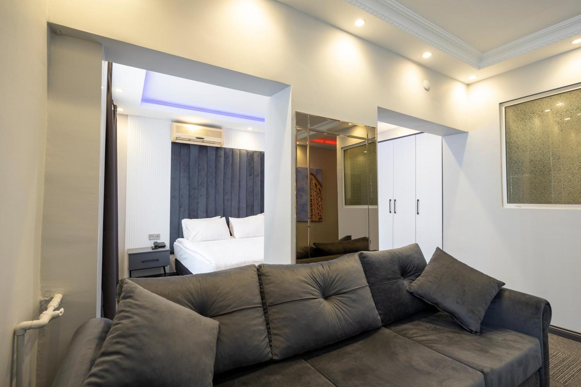 Maltepe Manhattan Otel 3*